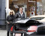 Amsterdam 27 maart 2010
Ronnie Rosenbaum en Tatjana Simic bij bentley cabrio met TAT 900 kenteken.
Peter Smulders bv