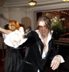 Amsterdam 27 maart 2010
Vampire feest in de schouwburg van Amsterdam. hans Teeuwen en Tygo Gernandt
Peter Smulders bv
