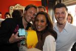 Amsterdam 28 maart 2010
Surprise feestje voor Patty Brard haar 55e verjaardag bij borrelbar. Patty met Viktor Brand en zijn vriend Andre
Peter Smulders bv