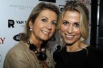 Hillegom 20 maart 2010
Modeshow dani bles. Vivian Ewbank met haar moeder Maddy
Peter Smulders bv