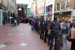 Eindhoven, 25 Maart 2011
Honderden mensen staan in de rij bij Amac voor de nieuwste Apple ipad 2
