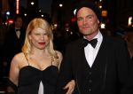 Amsterdam 22 maart 2011
Premiere Black butterflies in Tuschinski met Rutger Hauer  Carice v Houten en Liam Cunningham . Paula v d Oegst was de regisseur..Annemarie Jung met vriend
Peter Smulders bv