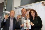 Amsterdam 14 maart 2011
Presentaie blad helden wat deze maand helemaal in het teken staat van Johan Cruijff. Frits en Barbara Barend presenteren het vanuit het olympisch stadion.
Peter Smulders bv