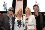 Amsterdam 30 maart 2011
Bridget Maasland presenteert t shirtlijn B by Bridget. Ze doet dit samen met haar ouders en broer.
Peter Smulders bv