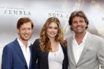 Amsterdam 7 april 2011
Presentatie cast Nova Zembla bij het Hilton. Reinout Oerlemans is regisseur en producent en Doutzen Kroes en Robert de Hoog spelen oa in de film.
Peter Smulders bv