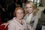 Amsterdam 15 maart 2011
Presentatie boek Esther Kreukniet bij hotel the Grand. Esther met moeder
Peter Smulders bv