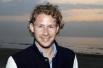 Bloemendaal 11 april 2011
Presentatie cd Joel Geleynse bij strandtent vroeger. Ewout Genemans
Peter Smulders bv