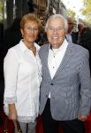 Amsterdam 17 april 2011
Premiere Zorro in het nieuwe de la mar theater. Henk Pleket met vrouw
Peter Smulders bv