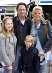 Amsterdam 20 maart 2011
Premiere Hop in Tuschinski. Irene Moors met man Barry en kinderen
Peter Smulders bv