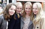 Amsterdam 20 maart 2011
Premiere Hop in Tuschinski. dochter Irene Moors met vriendinnen
Peter Smulders bv