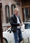 Amsterdam 25 maart 2011
Jack Spijkerman pint geld en doet boodschappen.
Peter Smulders bv