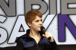 Rotterdam 27 maart 2011
Persconferentie van Justin Bieber in Ahoy. Peter v d Vorst begeleide het.
Peter Smulders bv