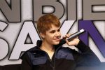 Rotterdam 27 maart 2011
Persconferentie van Justin Bieber in Ahoy. Peter v d Vorst begeleide het.
Peter Smulders bv