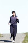 Uitdam 19 maart 
Katja Romer Schuurman aan het hardlopen bij haar op de dijk in uitdam.
Peter Smulders bv