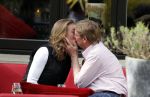 Breukelen 2 april 2011
De ex man van Mariska v Kolck Knut Jacobsen met zijn nieuwe vrienin Wia Kort.
Peter Smulders bv