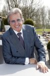 Poortugaal 3 april 2011
Boekpresentatie Eddy Doorenbos en cd opnames. Humphrey Campbell en zijn broers reiken eerste boek uit. Verder zijn natuurlijk de vrouw dochter en kleinzoons van Eddy aanwezig. Lee Towers met zijn vrouw
Peter Smulders bv