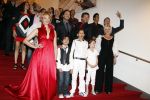 Amsterdam 17 april 2011
Premiere Zorro in het nieuwe de la mar theater. cast met Tommie Christiaan Rene v Kooten Thom Hoffman Michelle Splietelhof Lone v Roosendaal en David davidse
Peter Smulders bv