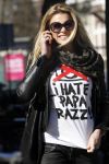 Amsterdam 27 maart 2011
Nicolette v Dam  met i hate paparazzi t shirt aan.
Peter Smulders bv