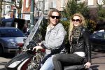Amsterdam 27 maart 2011
Nicolette v Dam  met i hate paparazzi t shirt aan.
Peter Smulders bv