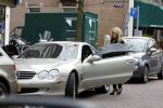 Amsterdam 1 april 2011
Patricia Paay vertrekt vanaf haar huis in haar nieuwe Mercedes cabrio.
Peter Smulders bv