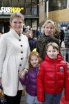 Amsterdam 20 maart 2011
Premiere Hop in Tuschinski. Pauline Wingelaar met kinderen van haar vriend
Peter Smulders bv