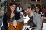 Amsterdam 29 maart 2011
Presentatie nieuwe boek Marian Mudder. Gooische Frieten ( Cynthia Abma en Annemieke Aalderink Bakker) reiken het ereste boek uit. Roeland Fernhout met hond en een vriendin
Peter Smulders bv