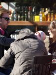 Amsterdam 19 maart 2011
Rutger Castricum met vriendin en baby op terras in Amsterdam.
Peter Smulders bv