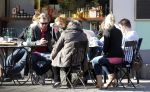 Amsterdam 19 maart 2011
Rutger Castricum met vriendin en baby op terras in Amsterdam.
Peter Smulders bv
