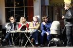 Amsterdam 19 maart 2011
Susan Smit met vriend en baby achter de kinderwagen en op terras.
Peter Smulders bv