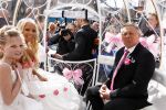 Scheveningen en Den Haag 1 april 2012
Trouwen Samantha de Jong ( Barbie uit oh oh Cherso) en Michael v d Plas. Barbie met haar vader
Peter Smulders bv