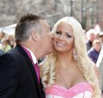 Scheveningen en Den Haag 1 april 2012
Trouwen Samantha de Jong ( Barbie uit oh oh Cherso) en Michael v d Plas.
Peter Smulders bv
