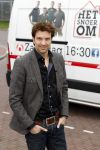 Huizen 4 april 2012
Bas Muijs presenteert het SBS6 programma het snoer om.
Peter Smulders bv