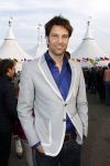 Amsterdam 27 maart 2012
Premiere cirque du Soleil bij de amsterdam Arena. Bas Muijs met moeder
Peter Smulders bv