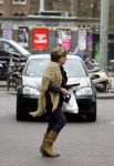 Amsterdam 29 maart 2012
Catherine Keyl doet boodschappen op de cornelis schuytstraat.
Peter Smulders bv