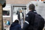 Slootdorp 12 en 13 april 2012
Constanza Breukhoven en haar man Mohammed en kinderen Soraiya en Semmy wonen sinds deze week in het friese dorp Slootdorp.
Peter Smulders bv