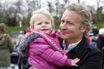 Scheveningen Den Haag 7 april 2012
Heropening Madurodam met oa aanwezig Humberto Tan met vrouw en kinderen Wendy v Dijk en Erland Galjaard met dochter Lizzy en Rob Geus met zijn dochter.
Peter Smulders bv