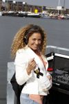 Amsterdam 19 april 2012
Presentatie Moet Chandon bij de harbour club in amsterdam.
Fajah Lourens draait als DJ op Moet boot.
Peter Smulders bv