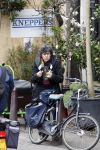 Amsterdam 30 maart 2012
Hanneke Groenteman op de fiets in Amsterdam.
Peter Smulders bv
