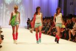 Amsterdam 19 maart 2012
Modeshow Jos v Raak in westergasfabriek met div Bn ers Kim Feenstra
Peter Smulders bv