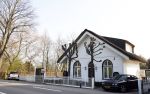 Breukelen 6 april 2012
Huis van Milika Peterzon en Jurgen Smit staat te koop en beide auto's staan voor de deur.
Peter Smulders bv