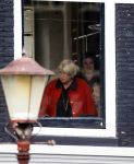 Amsterdam 29 maart 2012
Nelly Frijda aan het verhuizen samen met vrienden en haar dochter.
Peter Smulders bv