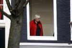 Amsterdam 29 maart 2012
Nelly Frijda aan het verhuizen samen met vrienden en haar dochter.
Peter Smulders bv