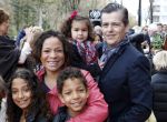 Zeist 1 april 2012
Premiere Dr Seuss in het Fiji theater in Zeist. Nurlaila met man en kinderen
Peter Smulders bv