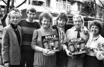 Amsterdam, 21 Maart 1989
Rene Froger met zijn ouders Bolle Jan en Mien Froger en Jacquemine Hoes, Dorien Hoes en Wim (plugger Telstar)
Foto Peter Smulders BV