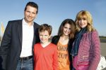 Leiden Valkenburg 25 maart 2012
500e voorstelling van Soldaat van oranje. Richard Krajicek en Daphne Deckers met kinderen
Peter Smulders bv