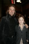 Amsterdam 21 noveber 2005
Premiere Harry Potter in Tuschinski.
Roland Jan Heyn met zoon
Peter Smulders bv