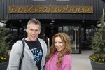 Hierden, 5 April 2012
Tatjana op bezoek met haar personal trainer Alain Huispas
bij Sauna, beauty en wellnessresort De Zwaluwhoeve
Foto Peter Smulders BV