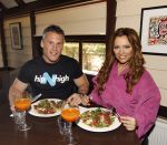 Hierden, 5 April 2012
Tatjana in de Zwaluwhoeve samen met haar personal trainer Alain Hulspas
Foto Peter Smulders BV
