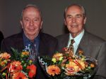 27-04-1998
Nat. songfestival CD uitreiking
Theo Rekkers (rechts op de foto) en Huug Kok, samen vormden zij het du De Spelbrekers