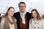 Amsterdam 27 maart 2012
Premiere cirque du Soleil bij de amsterdam Arena. Ursul de Geer met dochters
Peter Smulders bv